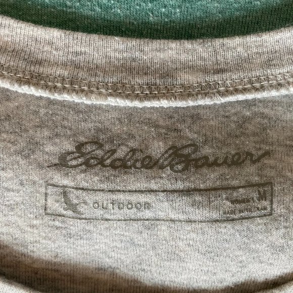 3 "Outdoor" Eddie Bauer T's - Picture 4 of 4